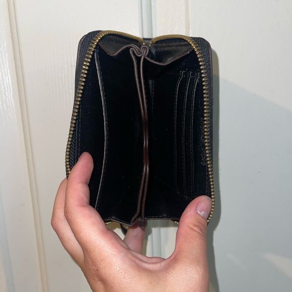 Black Michael Kors wallet/wristlet - Picture 4 of 5